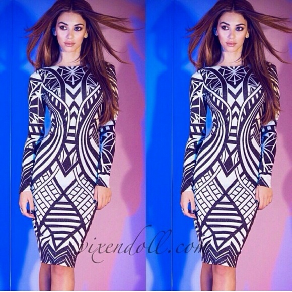 Black and white long sleeve dress