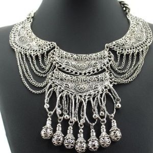 Silver Cluster Necklace