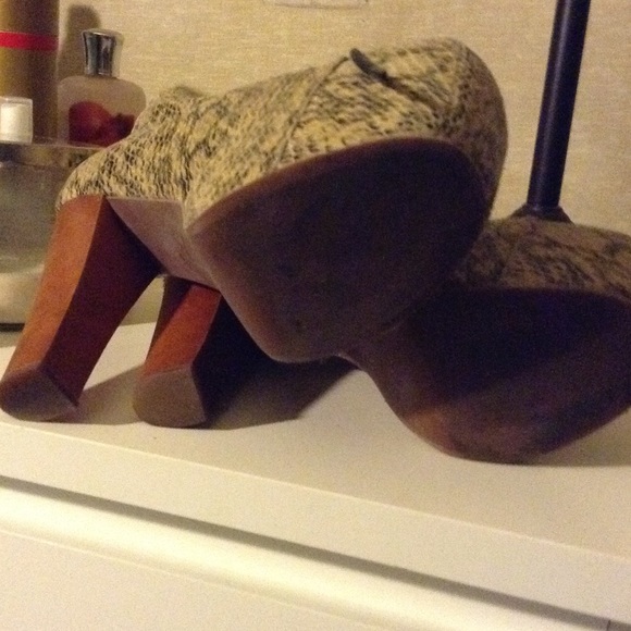 Fun, Python-Print Platform Booties - Picture 4 of 4