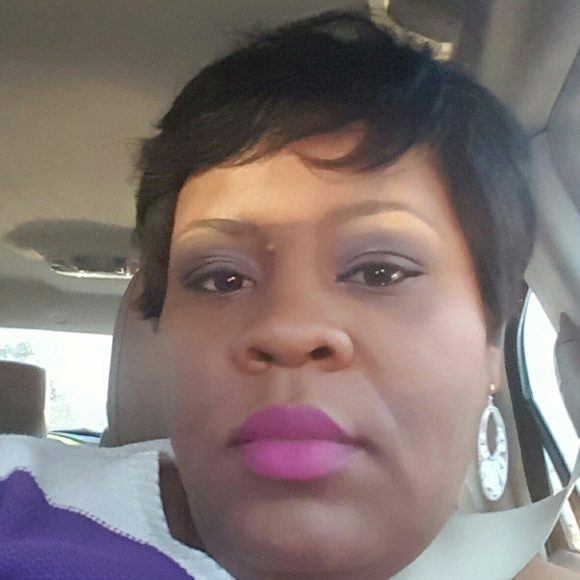 Meet your Posher, Shatavia - Picture 1 of 1