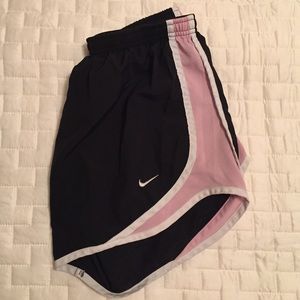 Black, pink and white Nike shorts size S