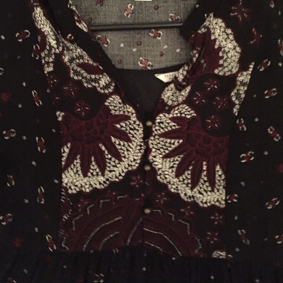 Forever 21 3/4 sleeve dress - Picture 3 of 4