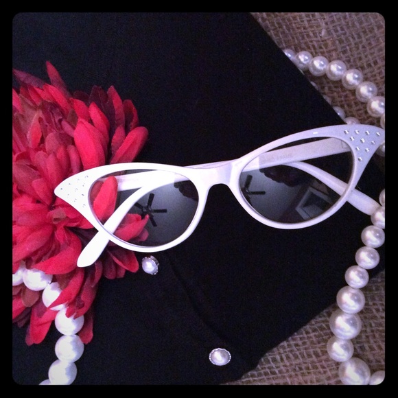 🌟🌟🌟🌟HOST PICK🌟🌟🌟🌟🌟🌟 Cat eye glasses