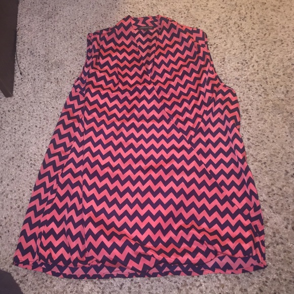 Open front cinched bottom sleeveless blouse