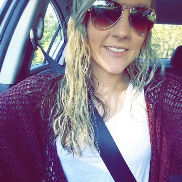 Meet your Posher, Amy