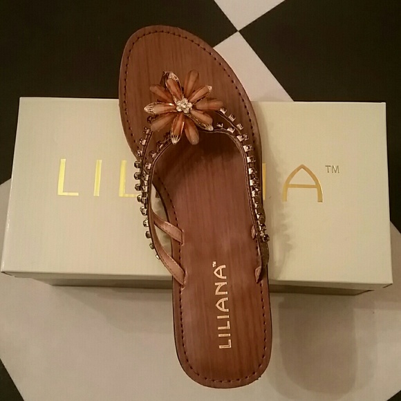 Sandal w/ Bronze Rhinestones