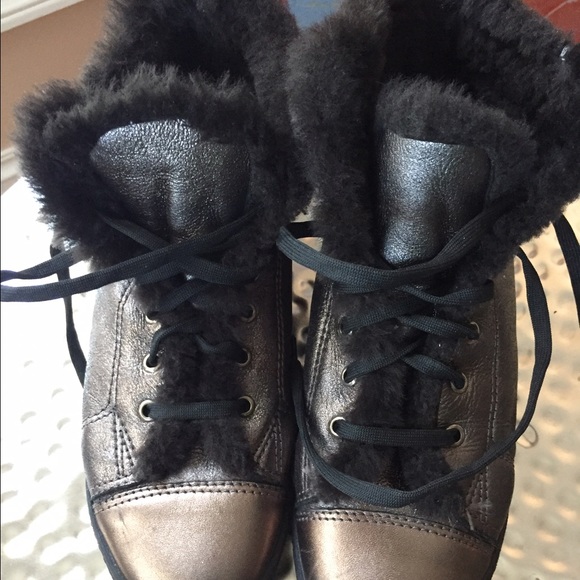 Salvatore Ferragamo Shoes - Salvatore Ferragamo fur lined sneaker size 8