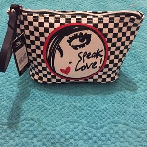 New Izak New York . 2015 Izak zenou. Cosmetic bag
