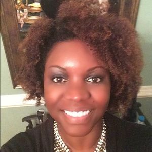 Meet your Posher, Cliveita