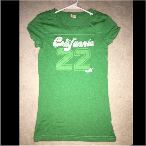 Hollister Tee