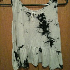 Like new Free People tank top white and black  S