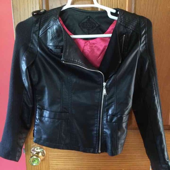 Leather jacket.