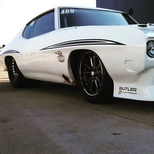 Meet your Posher, Leeann