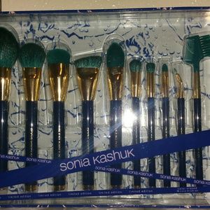 Sonia Kashuk limited edition 10 piece brush set