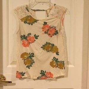 Floral with lace back printed top