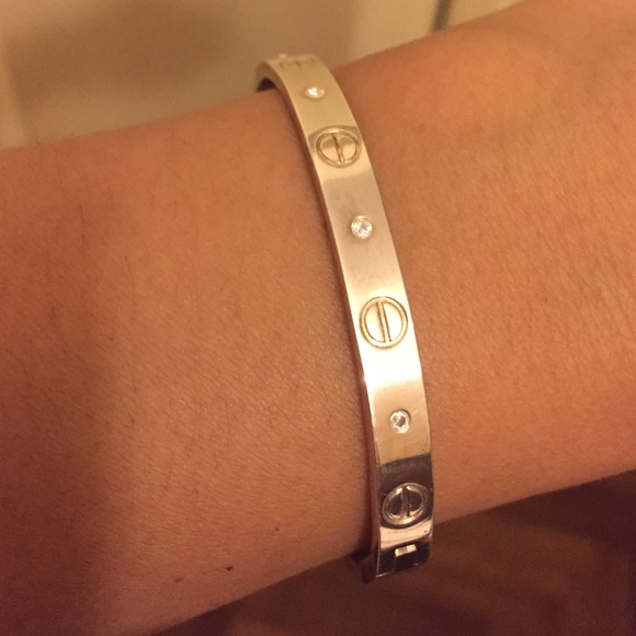 Sliver bangle / bracelet with crystal