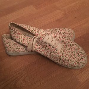 Floral Shoes