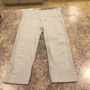 Street crop lululemon sz 8