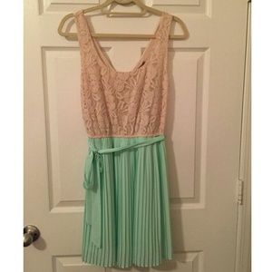 Forever 21 Lace Top Dress