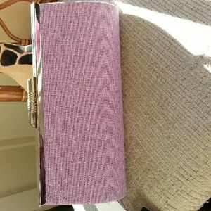 Lilac sparkling clutch