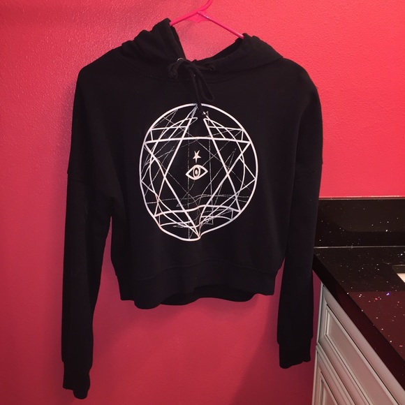 LA Hearts • Black Cropped Hoodie