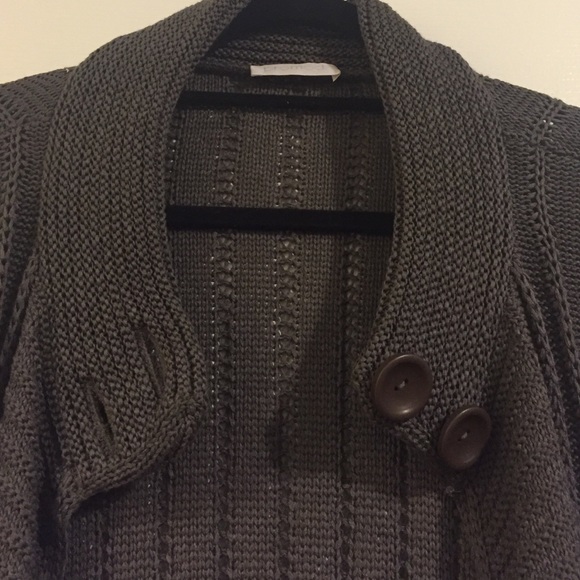 Sweater - Picture 2 of 4