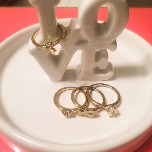 💗Set of 4 cute and girly rings💗