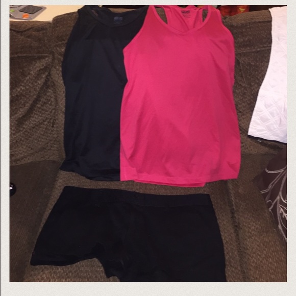 PLEASE DO THE RIGHT THING QUEEN_GENAAA - Picture 2 of 4