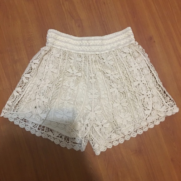 Lace shorts