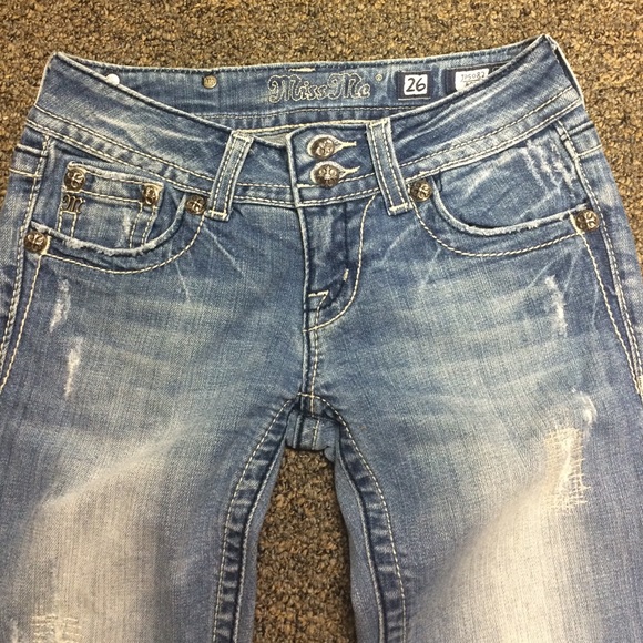MISS ME jeans.