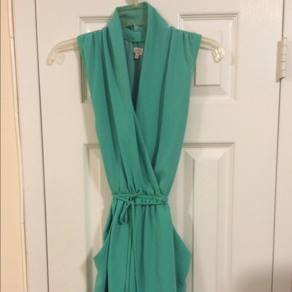 Aritzia Dresses & Skirts - Aritzia Wilfred Sabine wrap dress teal size med