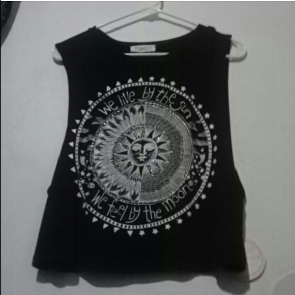 Tops - We live by the sun muscle tee