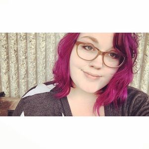 Meet your Posher, Kelli