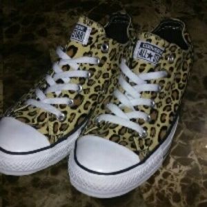 Cheetah print Converse 💜Brand New💜