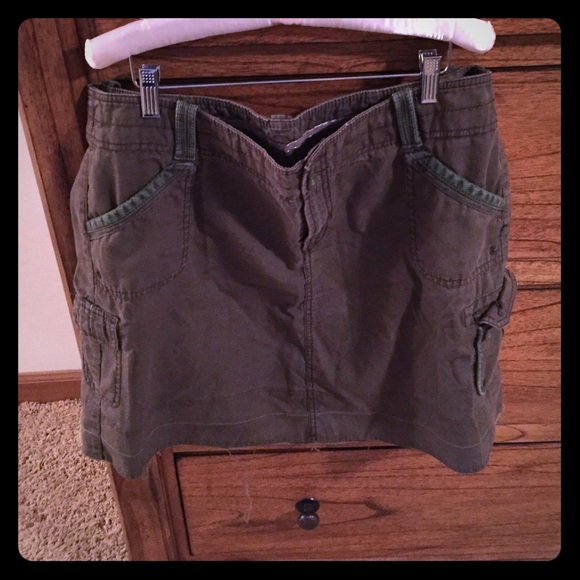 Distressed cargo skirt