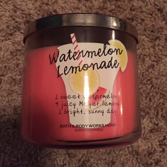 Bath and Body Works 3 wick candle