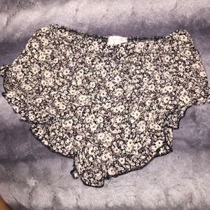 Floral brandy Melville shorts