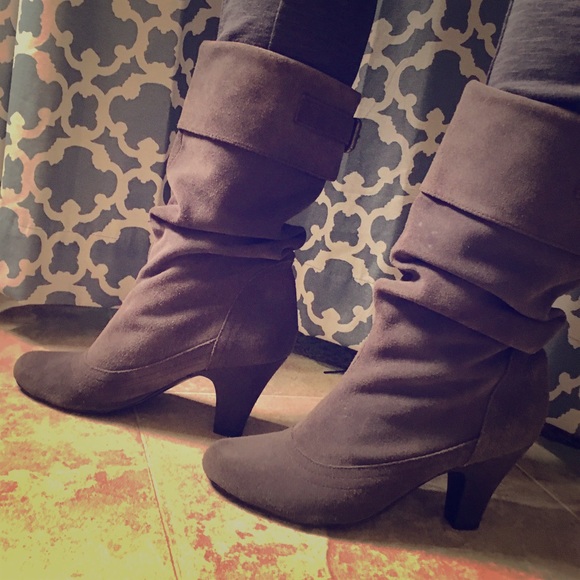 Slouchy Grey Suede Boots