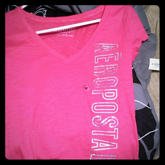 Aeropostale Other - V neck aeropostale