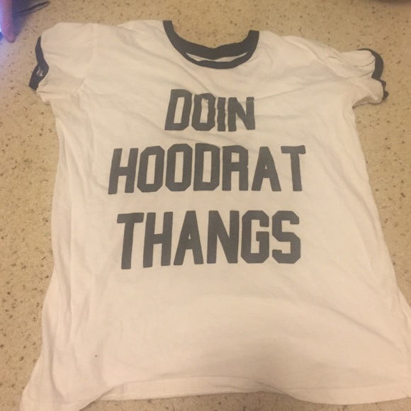 Brandy Melville Tshirt