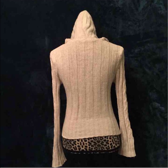 Aeropostale knit pullover sweater - Picture 2 of 3