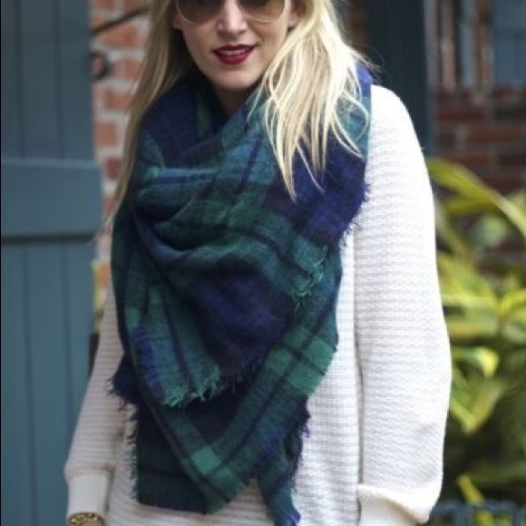Zara Accessories - NEW ZARA Style Blogger Navy Plaid Blanket Scarf