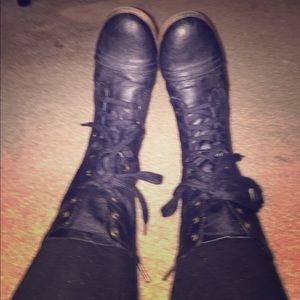 Combat boots