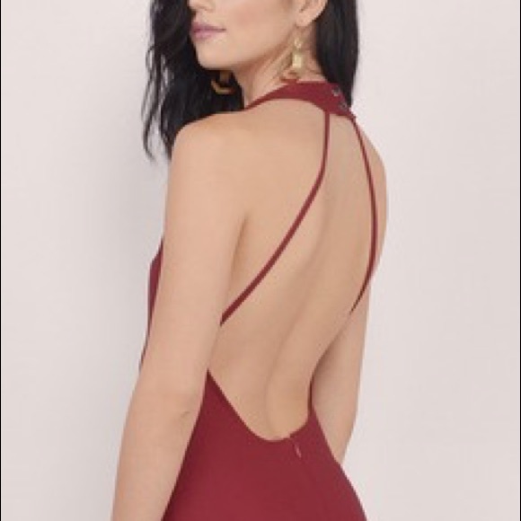 Tobi burgundy bodycon dress