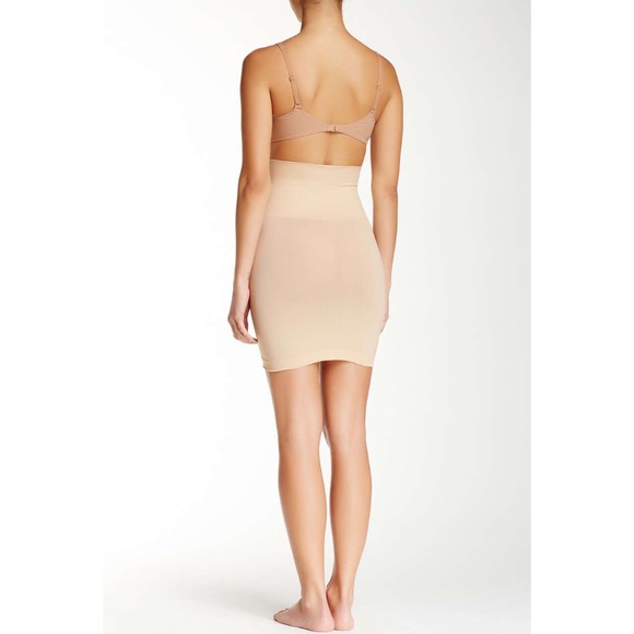 April skirt slim. - Picture 2 of 3