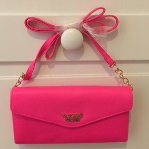 Hot pink Victoria's Secret wallet💖