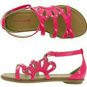 NWT American Eagle Winnie Pink Sandles