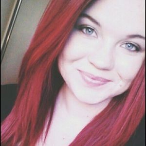 Meet your Posher, Micayla