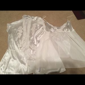 White 3pc night wear