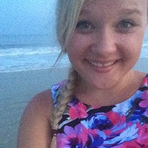 Meet your Posher, Kelsey